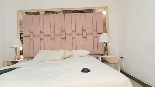 Snapshot of MailynTafur chatting on March 30, 8:21 pm MailynTafur online show from March 30, 8:21 pm