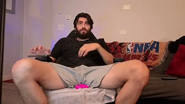 gorgeousgiant online show from July 30, 8:13 am