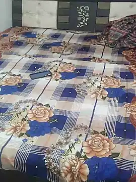 Snapshot of Shalini_08 chatting on March 24, 8:41 am Shalini 08 online show from March 24, 8:41 am