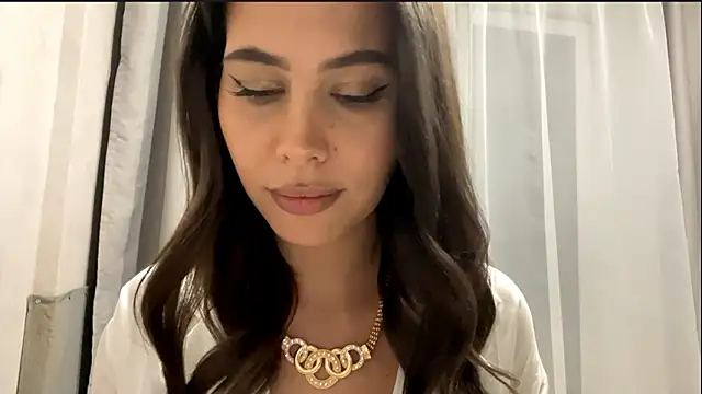 Snapshot of FloDesisles chatting on March 17, 7:28 pm FloDesisles online show from March 17, 7:28 pm