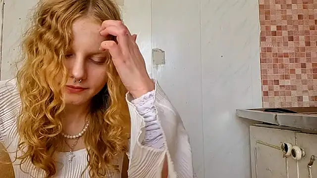 Kira Wonderfullina online show from March 21, 8:19 am