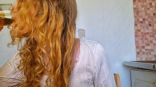 Kira Wonderfullina online show from March 30, 3:07 am