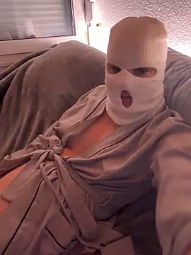 Snapshot of Heatofhooney chatting on March 29, 5:46 pm Heatofhooney online show from March 29, 5:46 pm