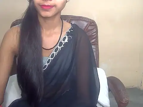 QueenOfDesire01 online show from April 3, 5:33 pm