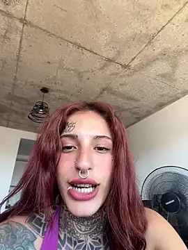 onlyjulieblair online show from March 15, 6:14 pm