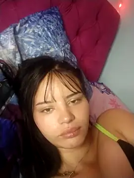 Snapshot of deisypinzongaleano chatting on March 21, 6:40 am deisypinzongaleano online show from March 21, 6:40 am