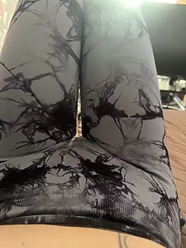 Snapshot of MiaBrrr999 chatting on March 22, 9:45 am MiaBrrr999 online show from March 22, 9:45 am