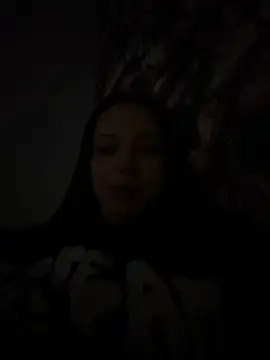 Snapshot of MiaBrrr999 chatting on April 5, 12:41 am MiaBrrr999 online show from April 5, 12:41 am