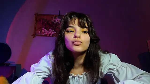 Snapshot of CareyDevan chatting on April 5, 1:08 pm CareyDevan online show from April 5, 1:08 pm