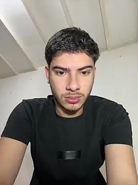 ApoloGray   online show from April 24, 8:11 pm