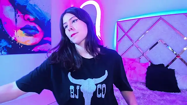 Snapshot of nenaarisk chatting on March 24, 2:33 pm nenaarisk online show from March 24, 2:33 pm