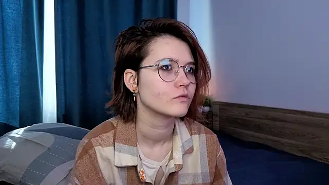 FlaviaAvena online show from March 24, 8:19 am