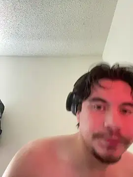 Snapshot of RuledTribe chatting on March 31, 5:46 pm RuledTribe online show from March 31, 5:46 pm