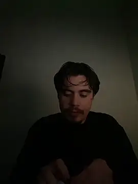 Snapshot of RuledTribe chatting on April 3, 3:37 am RuledTribe online show from April 3, 3:37 am