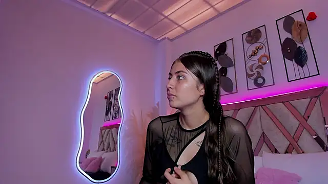 Snapshot of Mia_Celeste1 chatting on March 23, 7:07 pm Mia Celeste1 online show from March 23, 7:07 pm