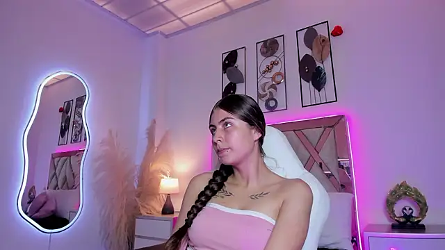 Snapshot of Mia_Celeste1 chatting on March 26, 7:08 pm Mia Celeste1 online show from March 26, 7:08 pm