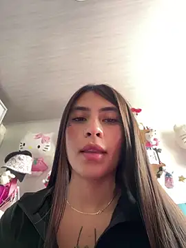 Snapshot of Macarena26 chatting on March 24, 5:29 pm Macarena26 online show from March 24, 5:29 pm