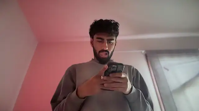 theuglyindianguy online show from March 20, 5:40 pm