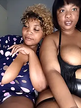 BeverlyQueen15 online show from March 30, 8:32 pm