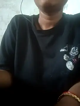 Snapshot of Mona_ji32 chatting on March 31, 9:53 am Mona ji32 online show from March 31, 9:53 am