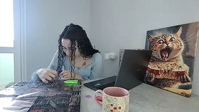 Snapshot of LaritaTocchio chatting on March 23, 7:12 am LaritaTocchio online show from March 23, 7:12 am