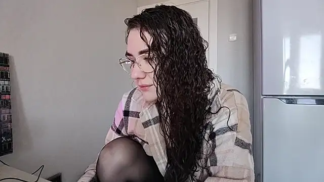 Snapshot of LaritaTocchio chatting on April 2, 7:06 am LaritaTocchio online show from April 2, 7:06 am