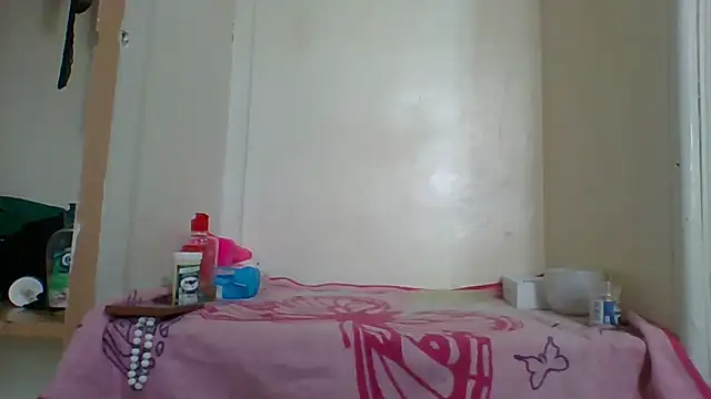 Snapshot of ntethe15 chatting on March 30, 12:50 pm ntethe15 online show from March 30, 12:50 pm