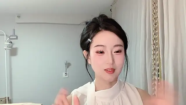 1X-yiyi online show from May 6, 1:27 pm