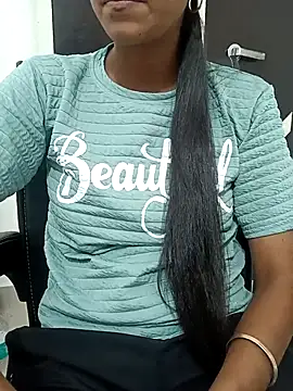 Snapshot of aushi_rajput chatting on March 30, 3:57 pm aushi rajput online show from March 30, 3:57 pm