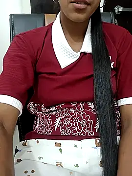 Snapshot of aushi_rajput chatting on March 31, 3:12 pm aushi rajput online show from March 31, 3:12 pm