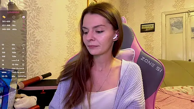 AnnWaddie online show from March 22, 10:02 pm