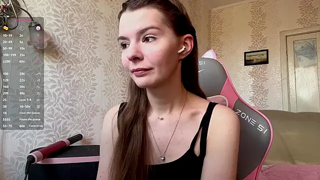 AnnWaddie online show from March 25, 10:21 am