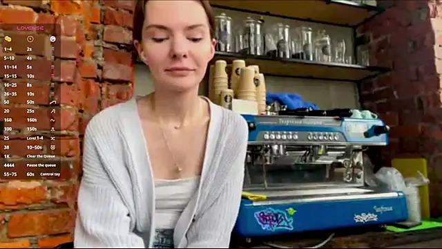 AnnWaddie online show from March 26, 11:38 am