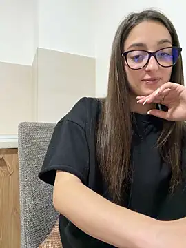 Snapshot of BiancaCharm chatting on March 18, 11:30 pm BiancaCharm online show from March 18, 11:30 pm