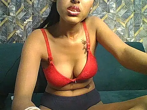 Snapshot of Pari_lovers chatting on March 20, 2:33 pm Pari lovers online show from March 20, 2:33 pm