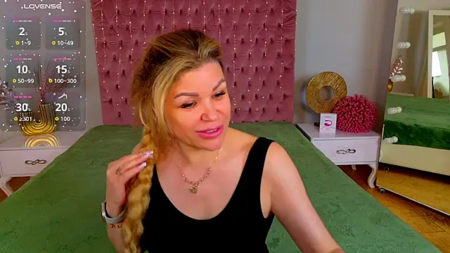 Eloises online show from July 3, 6:42 am