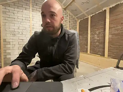 Snapshot of Billybeer89 chatting on March 30, 7:37 pm Billybeer89 online show from March 30, 7:37 pm