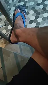 Snapshot of xyz_2giT chatting on March 22, 1:14 pm xyz 2giT online show from March 22, 1:14 pm