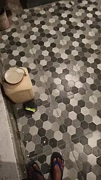 Snapshot of xyz_2giT chatting on March 25, 5:19 pm xyz 2giT online show from March 25, 5:19 pm