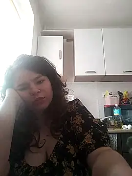 Snapshot of Oksa_FoxFire chatting on April 2, 1:20 pm Oksa FoxFire online show from April 2, 1:20 pm