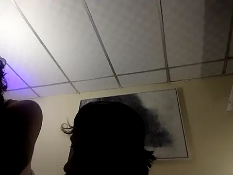 Snapshot of LatinBigClouds22cm chatting on March 15, 11:22 pm LatinBigClouds22cm online show from March 15, 11:22 pm