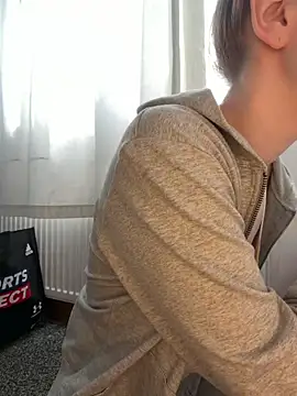 bimboiiii online show from March 30, 2:18 pm