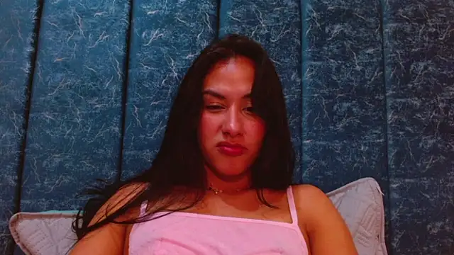 Snapshot of sweet_afparty chatting on April 6, 4:46 am sweet afparty online show from April 6, 4:46 am