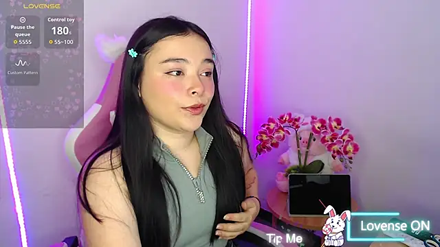 Snapshot of Nahia_Brm chatting on April 1, 3:09 pm Nahia Brm online show from April 1, 3:09 pm