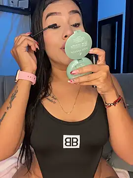 AlisonBeltran1 online show from May 6, 7:46 am