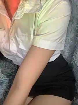 Snapshot of Quincy_baby chatting on March 24, 1:32 am Quincy baby online show from March 24, 1:32 am