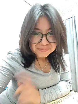 Snapshot of nanybb24 chatting on March 16, 6:50 am nanybb24 online show from March 16, 6:50 am