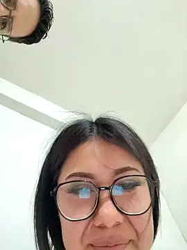 Snapshot of nanybb24 chatting on March 31, 4:02 am nanybb24 online show from March 31, 4:02 am