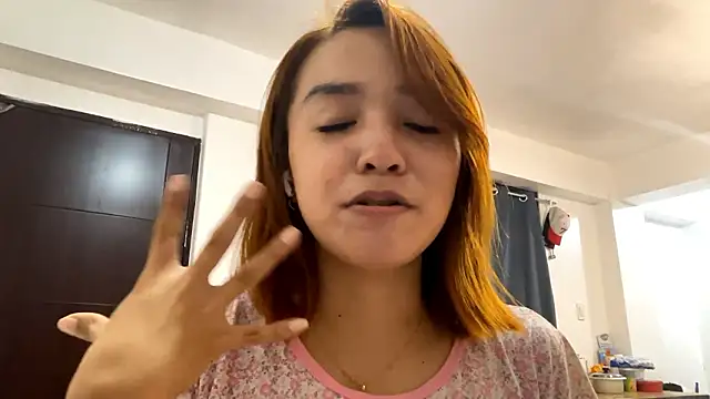 Snapshot of NoreenPierotti chatting on March 19, 1:26 pm NoreenPierotti online show from March 19, 1:26 pm