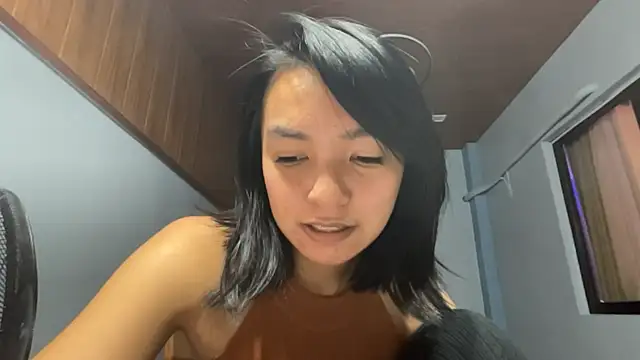 Snapshot of NoreenPierotti chatting on March 31, 3:12 pm NoreenPierotti online show from March 31, 3:12 pm